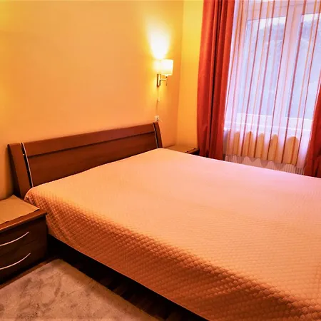 Apartmany U Tri Jehnatek Karlovy Vary Exterior photo