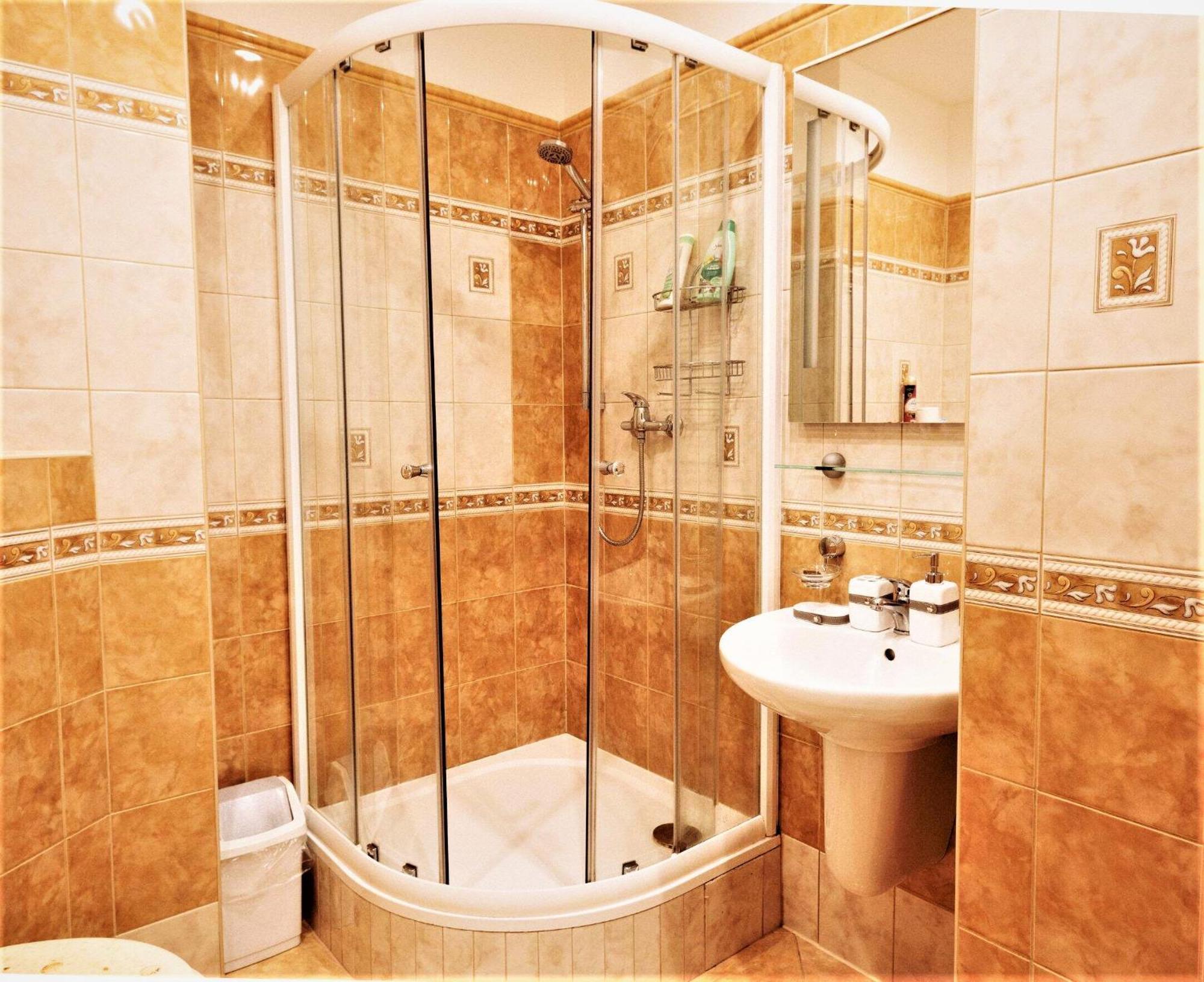 U Tri Jehnatek * Karlovy Vary
